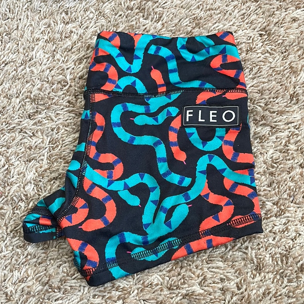 Fleo shorts